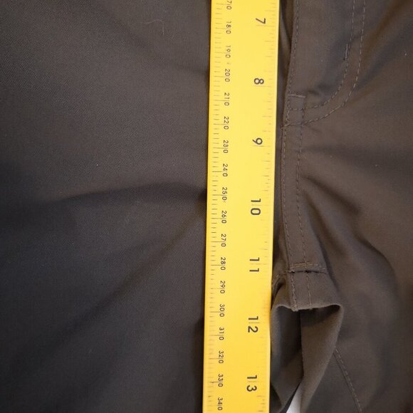 BC Clothing Co. Men's Army Green Size Small Zip Off Cargo Pants/Shorts - Picture 9 of 10